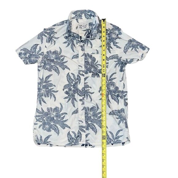 AMERICAN EAGLE Men’s Tropical Button Up Size XS - Picture 8 of 9